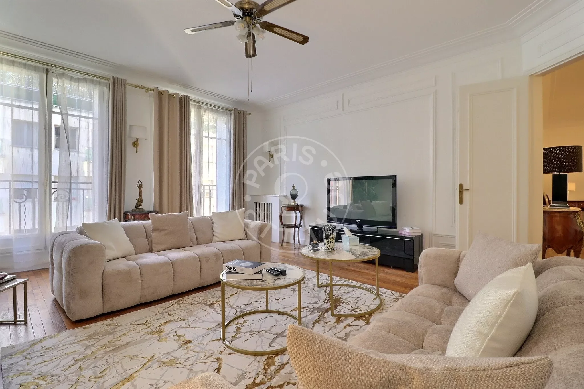 Appartement Rue Chalgrin à Paris