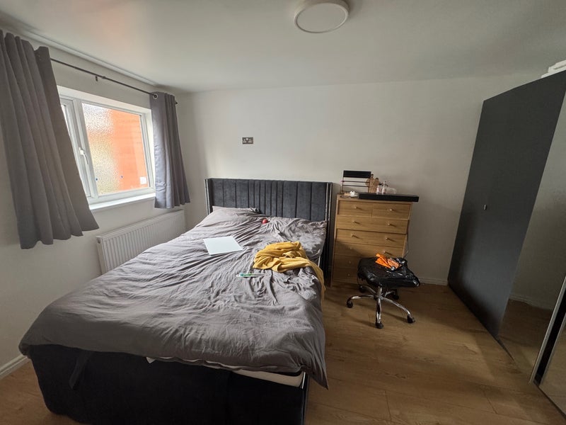 Room Lovell Park Hill in Leeds