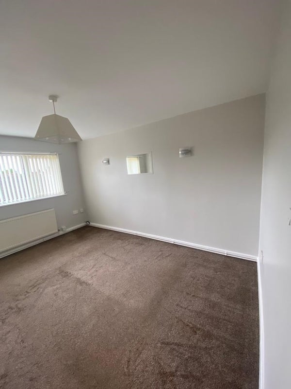 Flat Locksley Drive in Rotherham