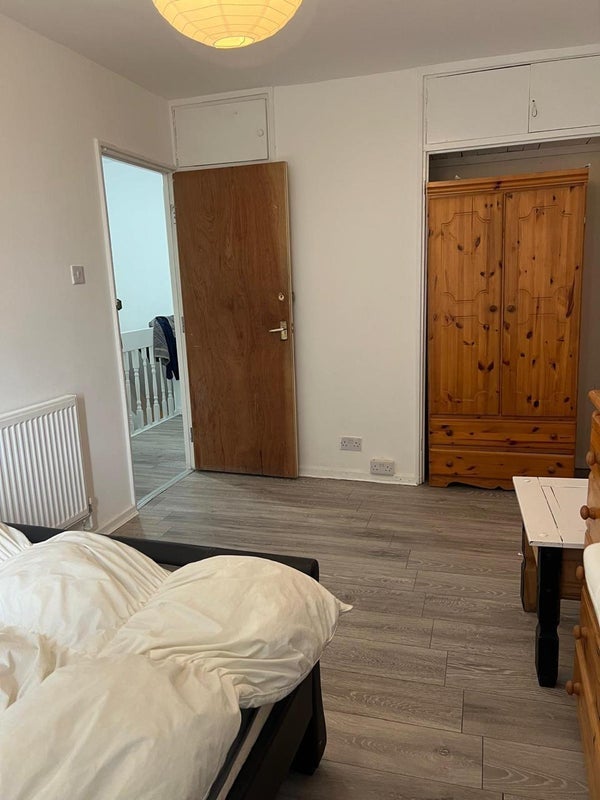 Room Hitchin Square in Greater London
