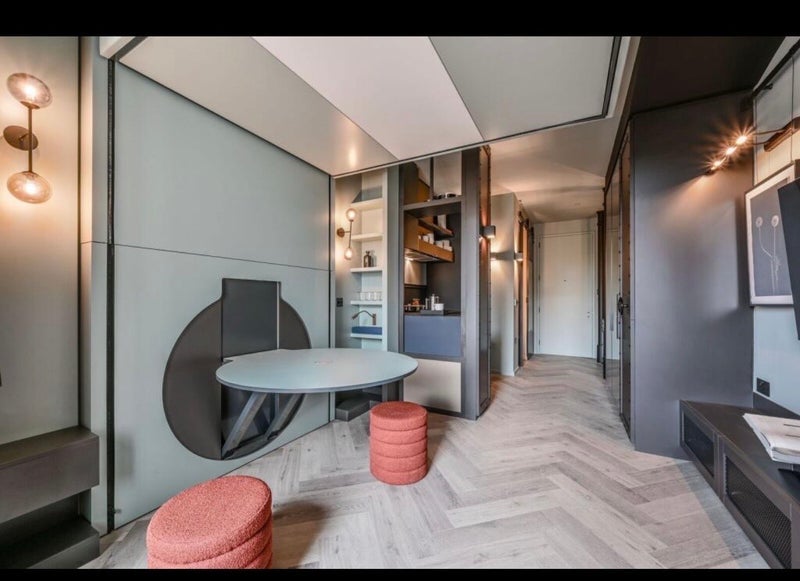 Flat Haydon Way in Greater London