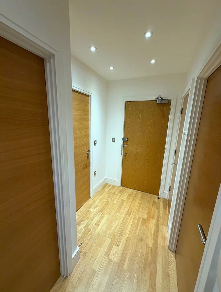 Flat Swanfield Road in Waltham Cross