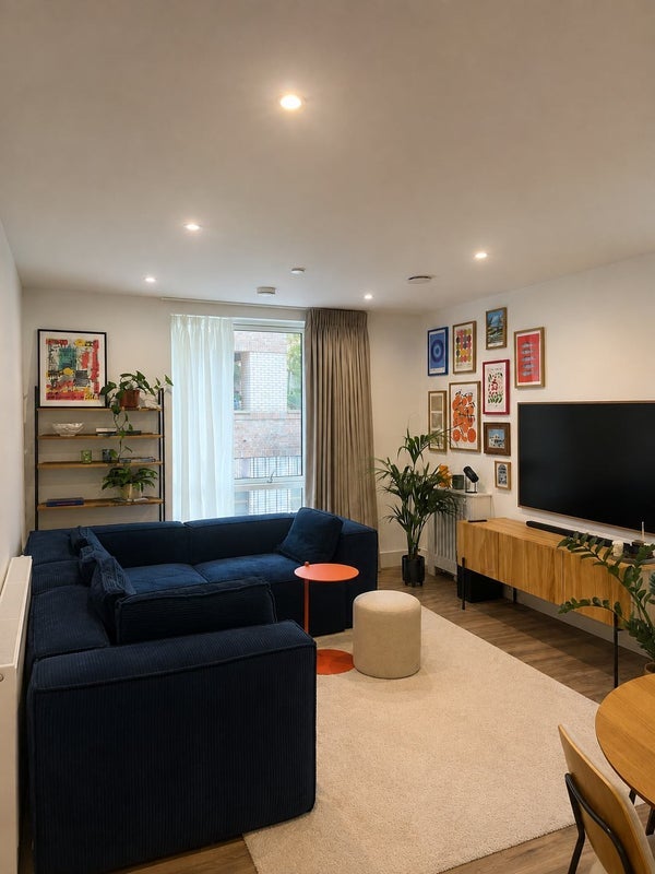 Room Norah Smyth Road in Greater London