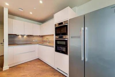 Room Atlantic Crescent in Greater London
