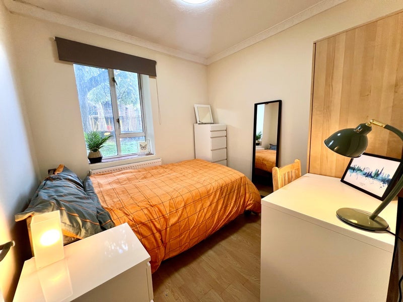 Room Windsor Street in Greater London