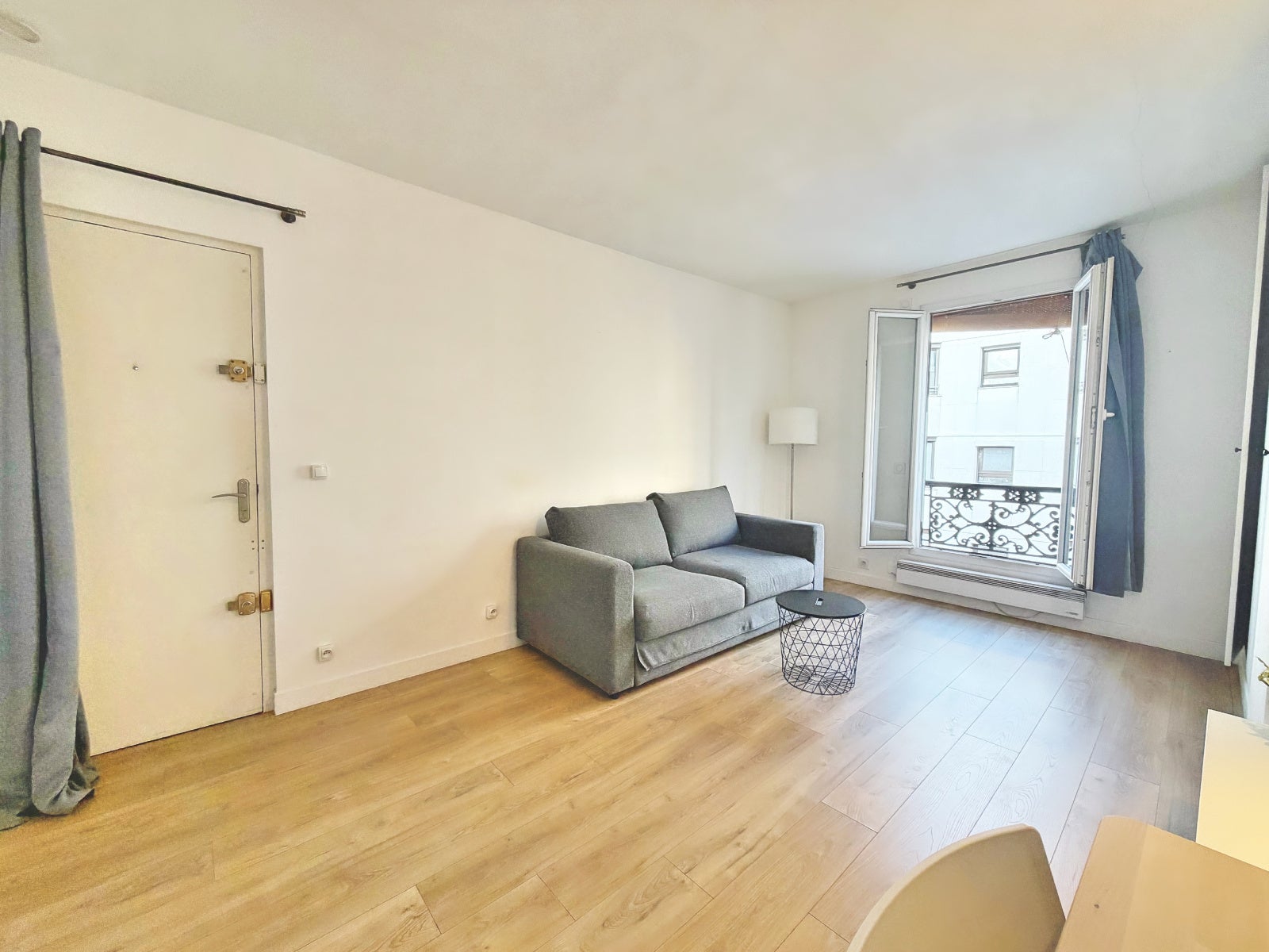 Flat Rue Richard Lenoir in Paris