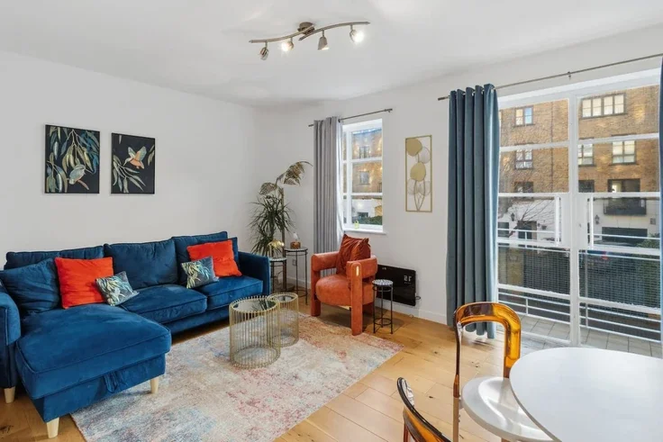Flat Northey Street in Greater London