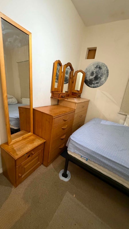 Room Cephas Street in Greater London