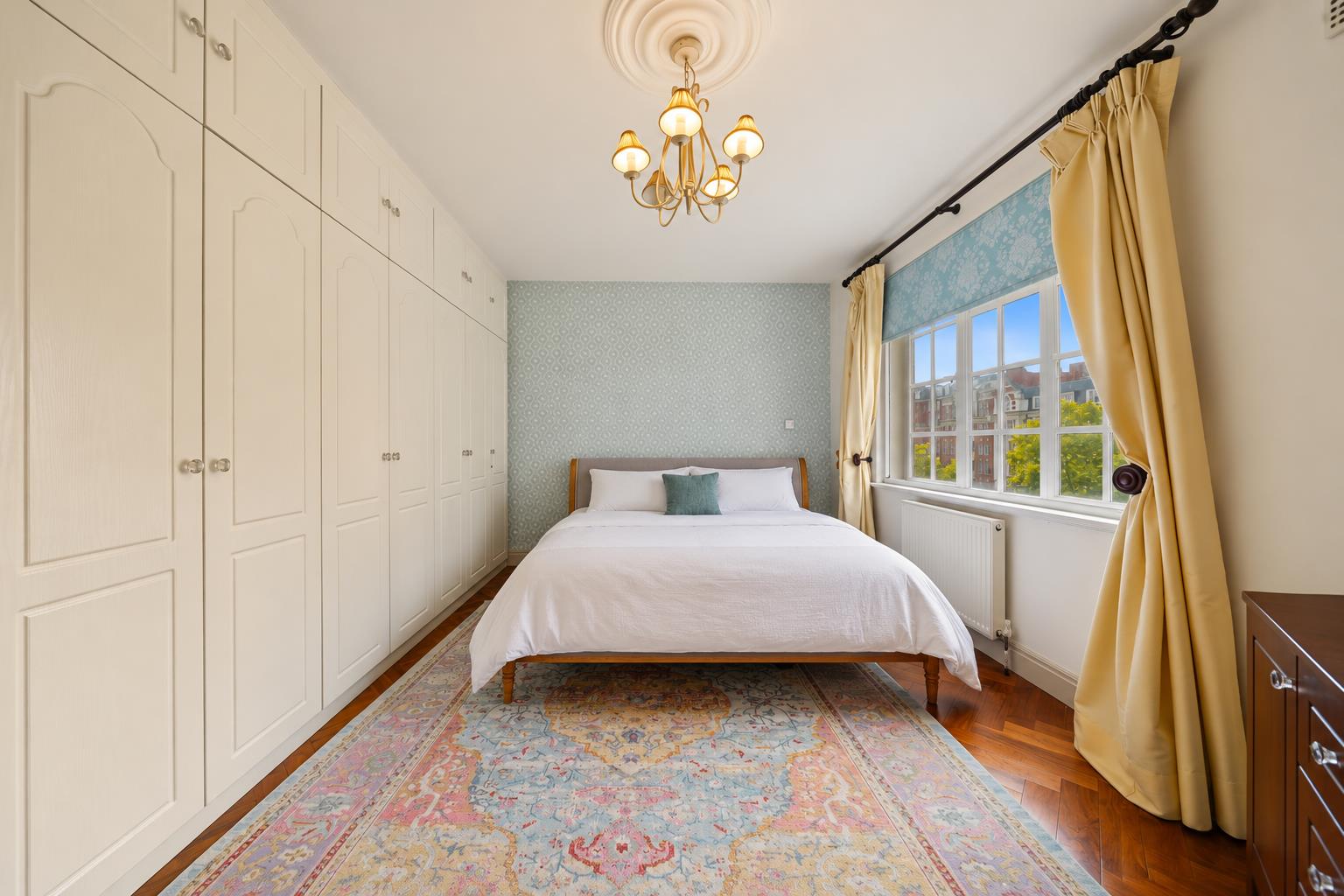Flat Cropthorne Court in City of Westminster