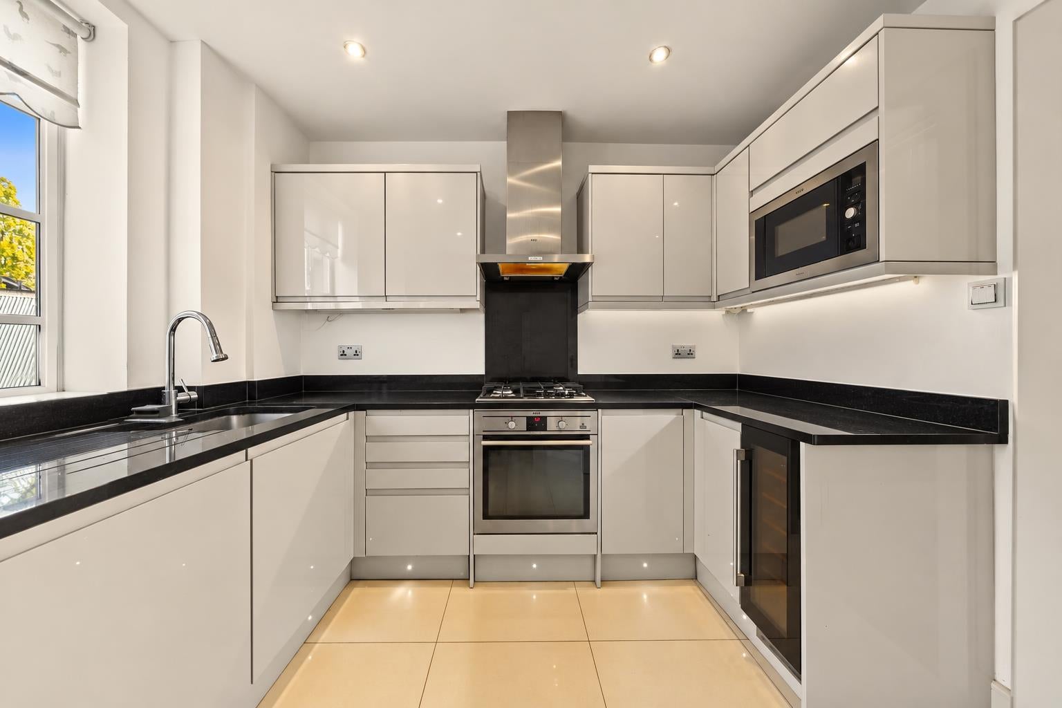 Flat Cropthorne Court in City of Westminster