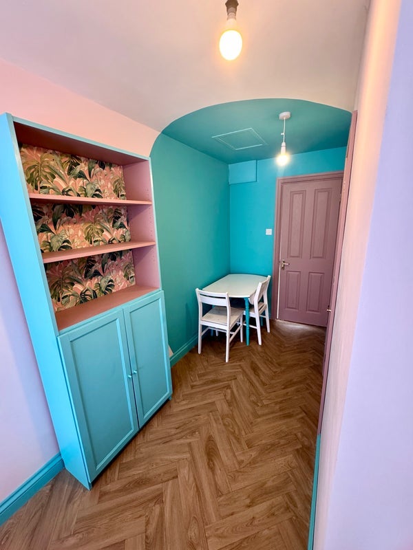 Room Masons Close in Kenfig Hill