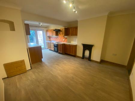 House North Parade in South Kesteven