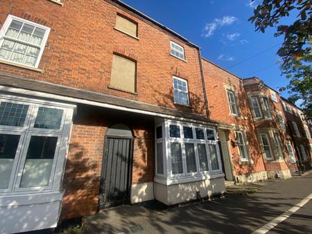 House North Parade in South Kesteven