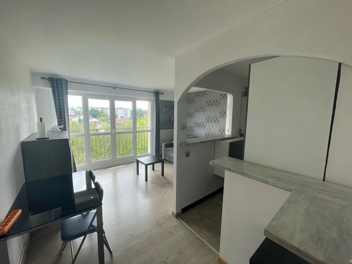 Flat Rue Pasteur in Billère