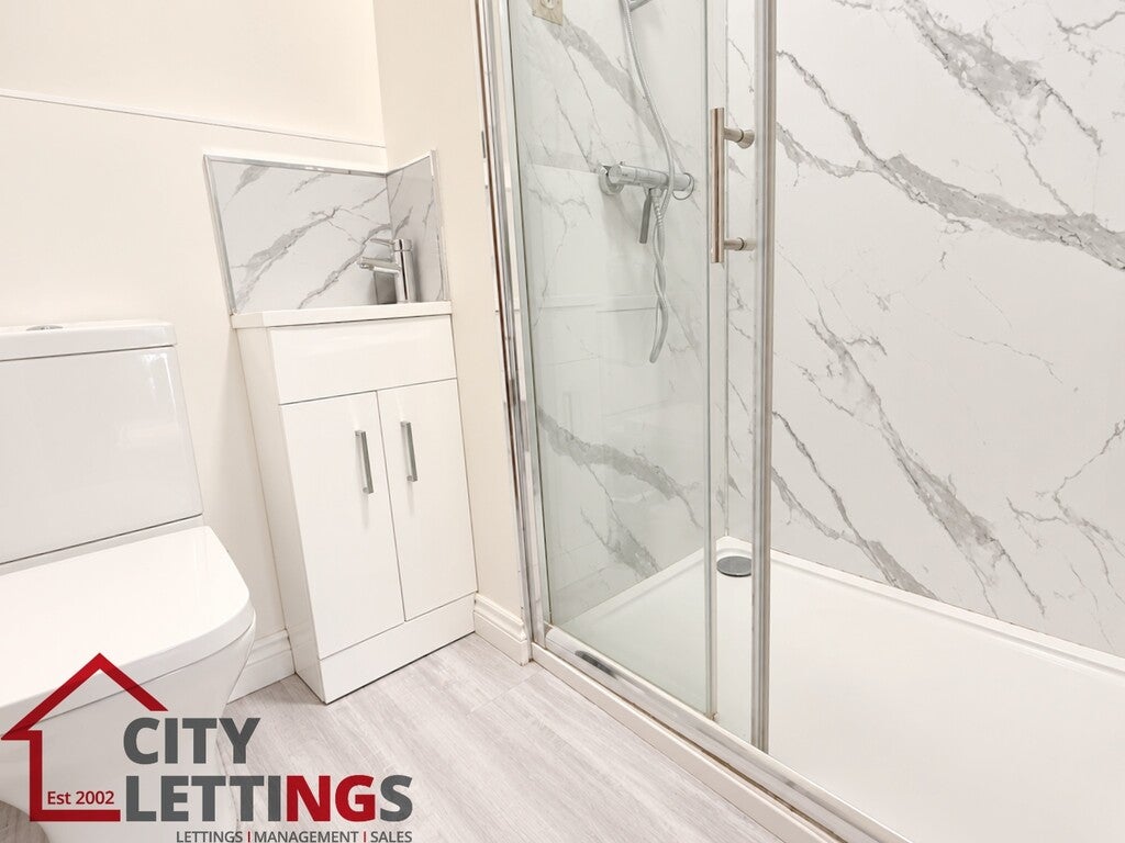 Flat Charnwood Grove in Rushcliffe