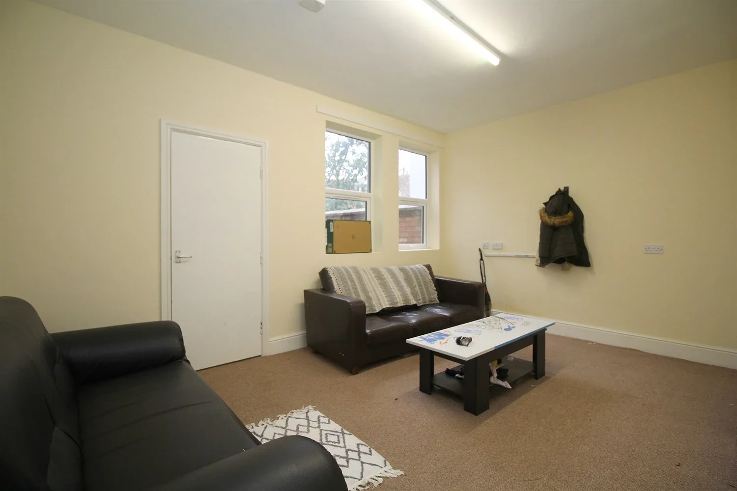 Room Selbourne Street in Charnwood