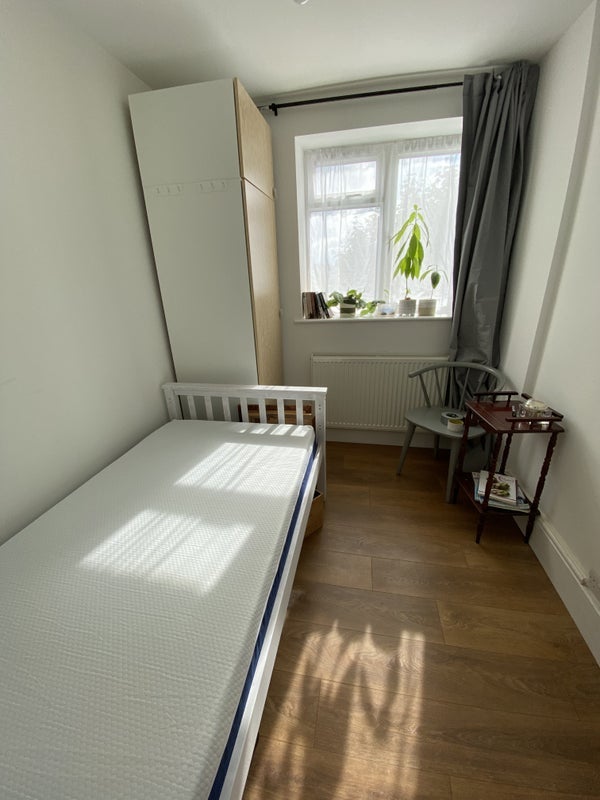 Room Anerley Street in Greater London