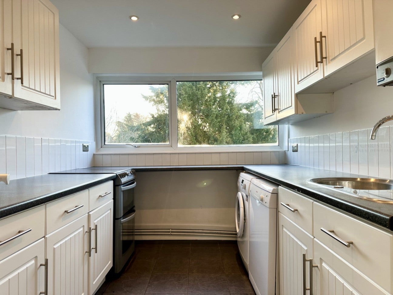 Flat Chichester Court in Epsom and Ewell