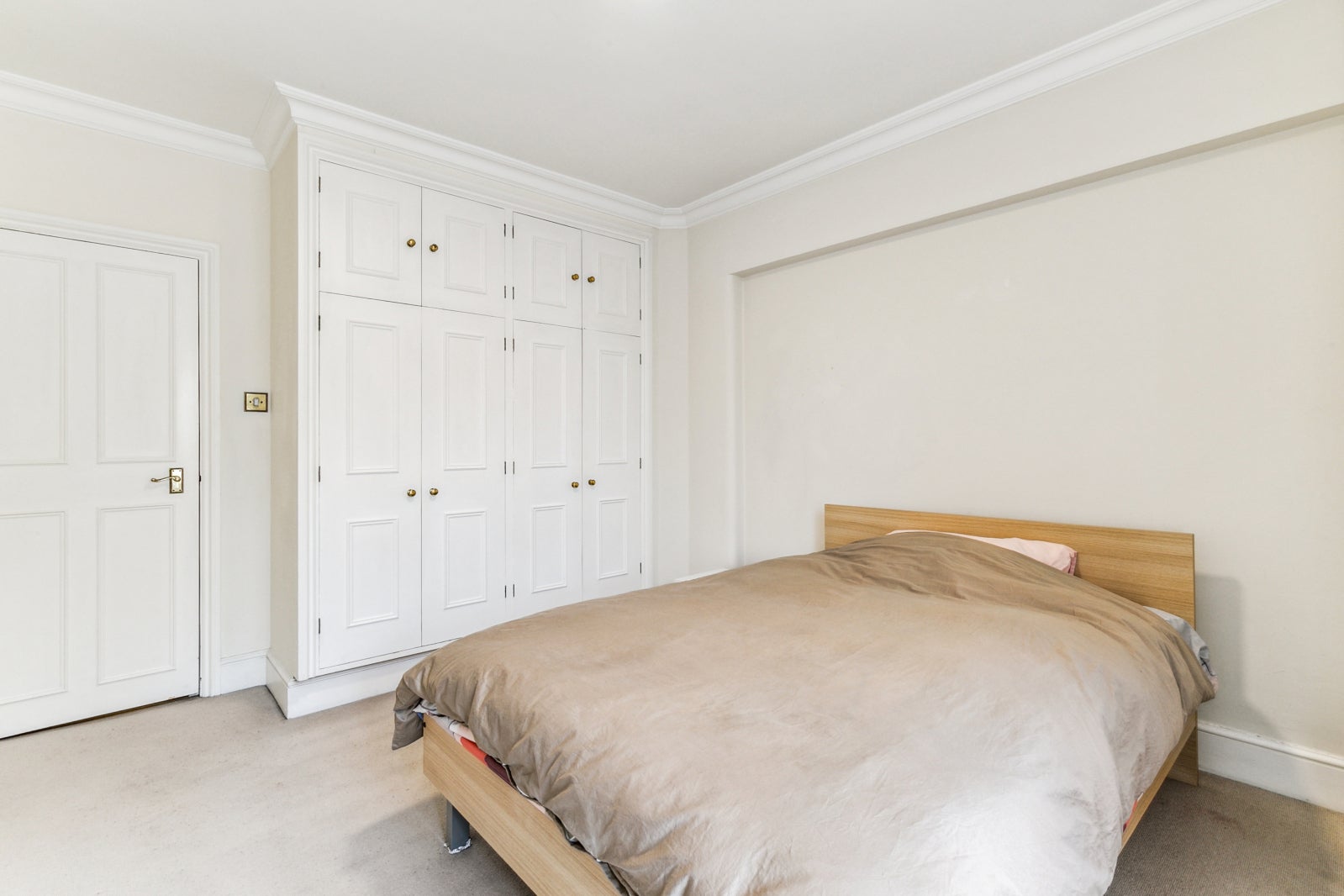Flat Regency Street in City of Westminster