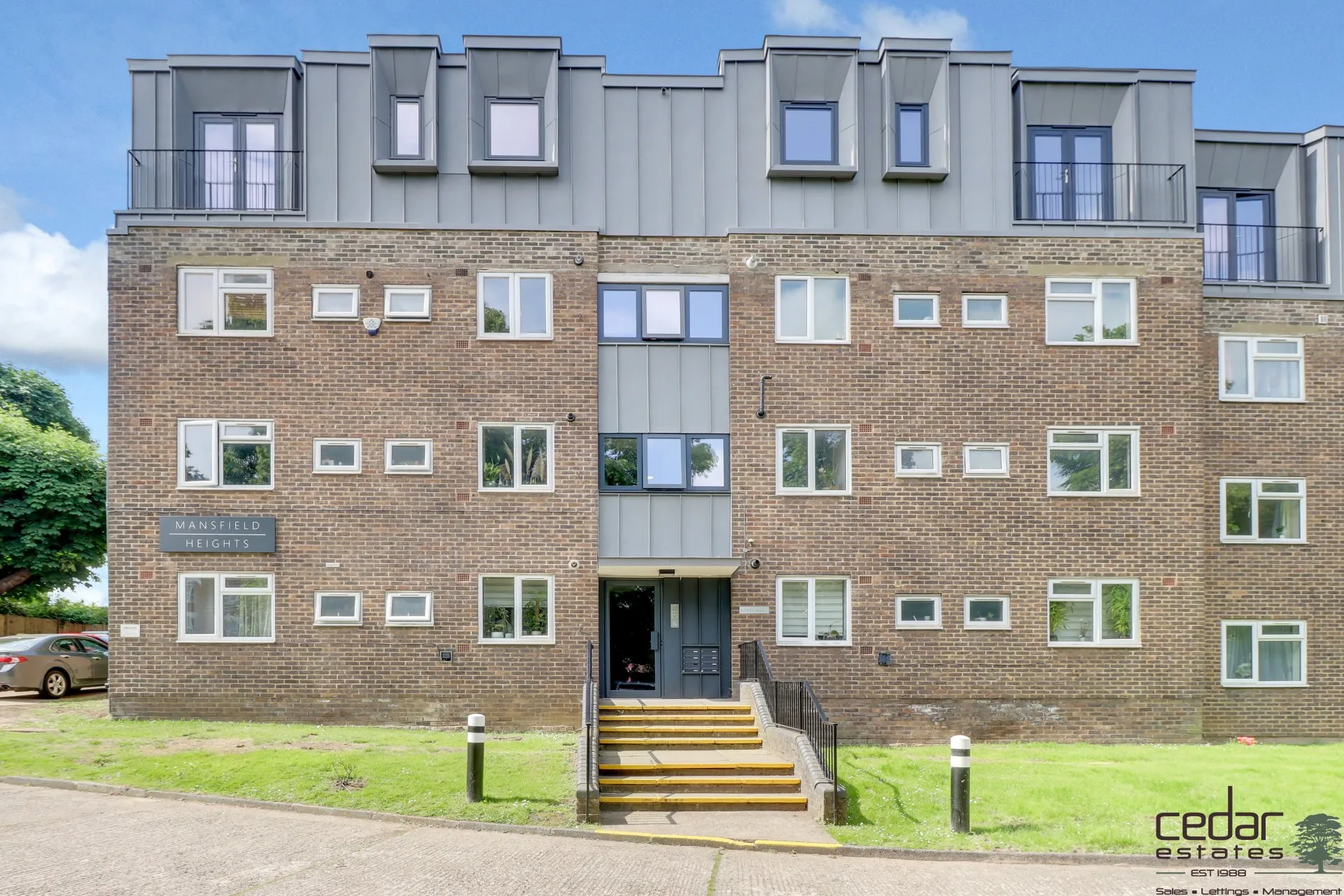 Flat Great North Road in Greater London