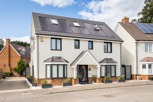 House Metcalfe Avenue in London