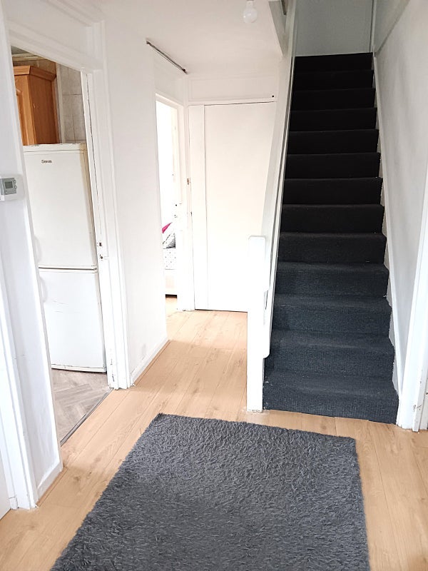 Room Moore Walk in Greater London