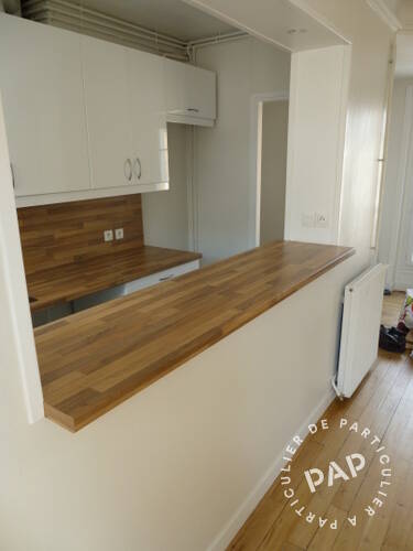 Flat Rue Antoinette Fouque in Paris