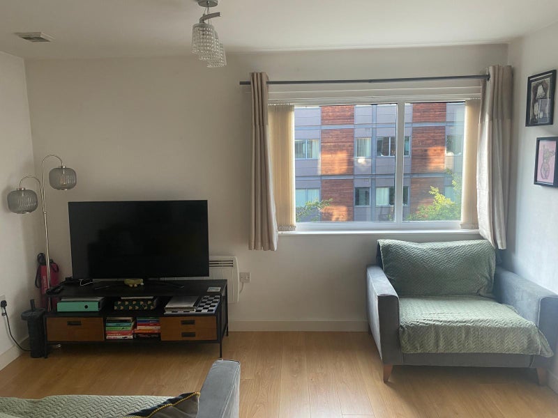Flat Broadway in Salford