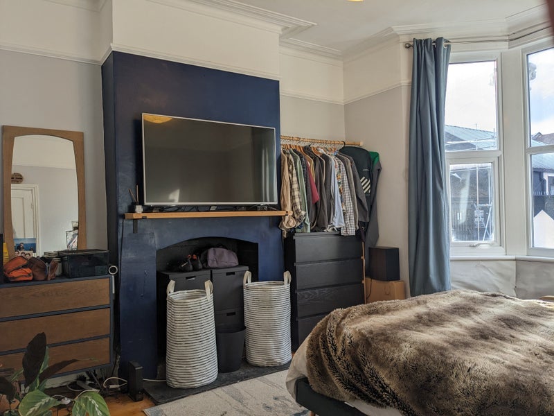 Room Mina Road in Bristol