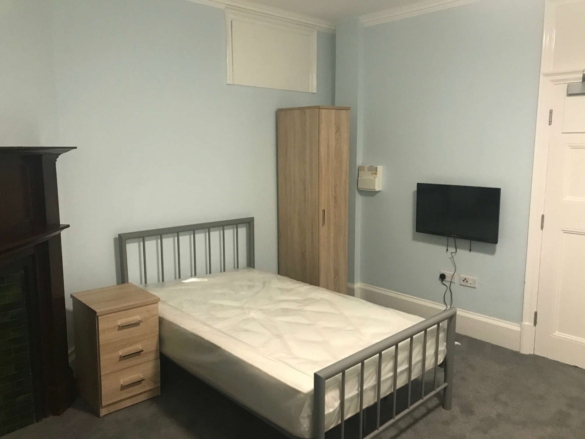 Room Cornwall Street in Birmingham