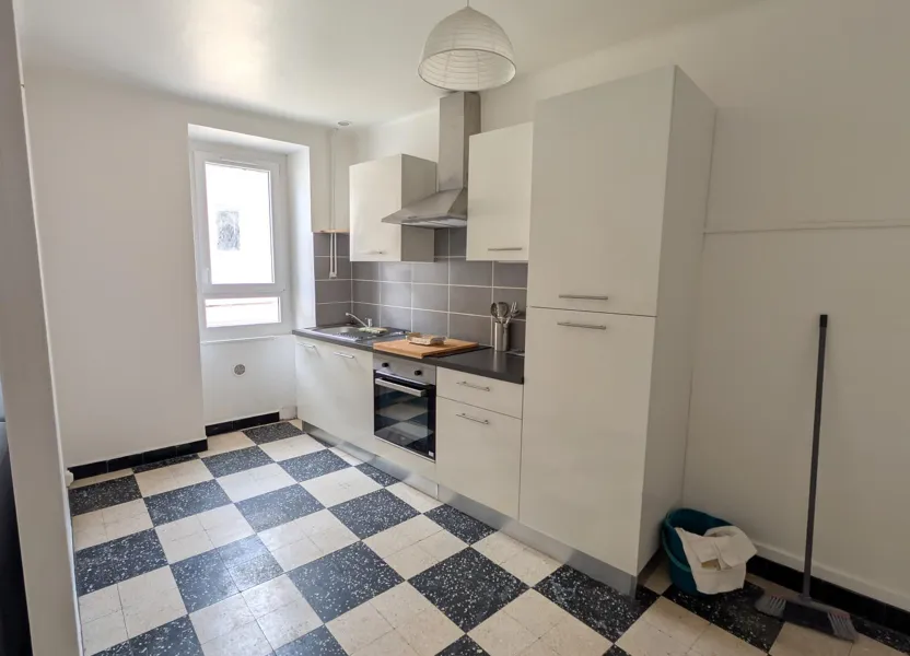 Appartement Rue de l'Abreuvoir à Saint-Ambroix