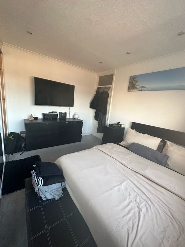 Room Michael Road in Greater London