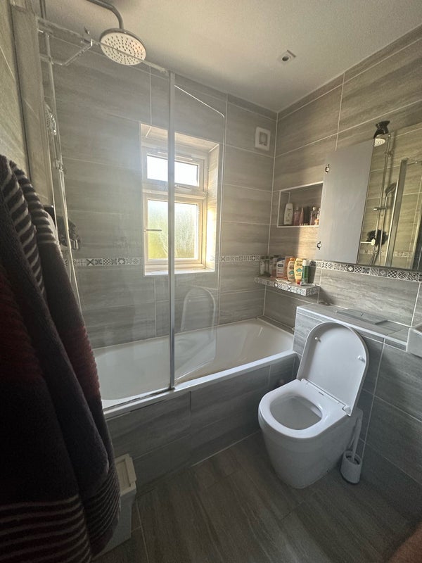 Room Michael Road in Greater London