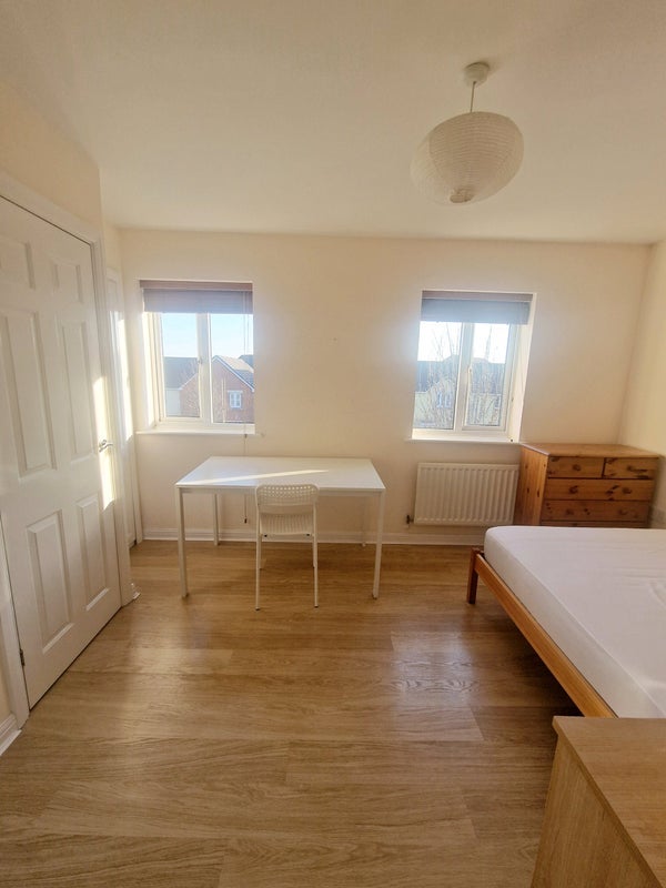 Room Shakespeare Avenue in Bristol