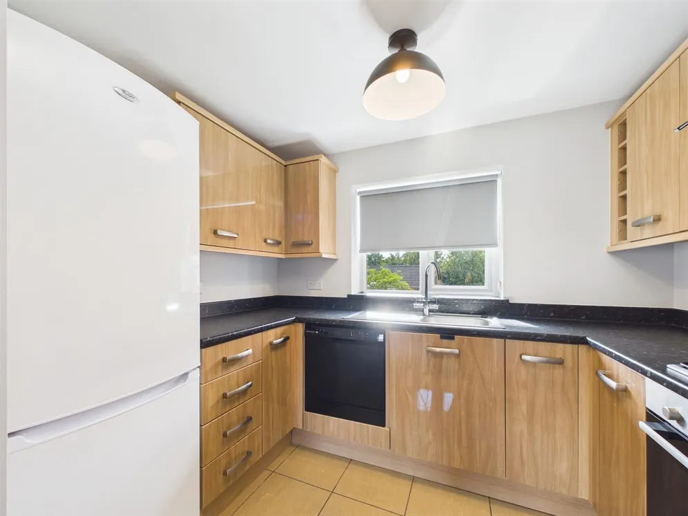 House Medora Close in Harborough