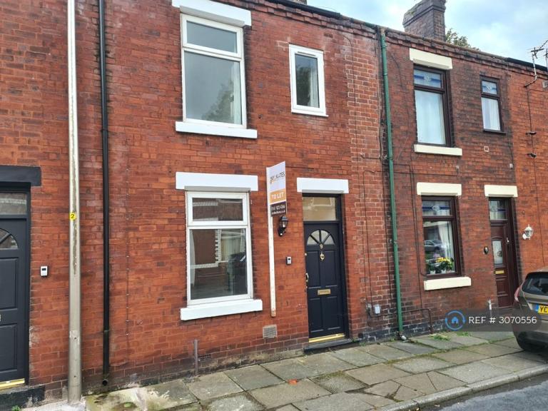 House Sole Street in Hindley