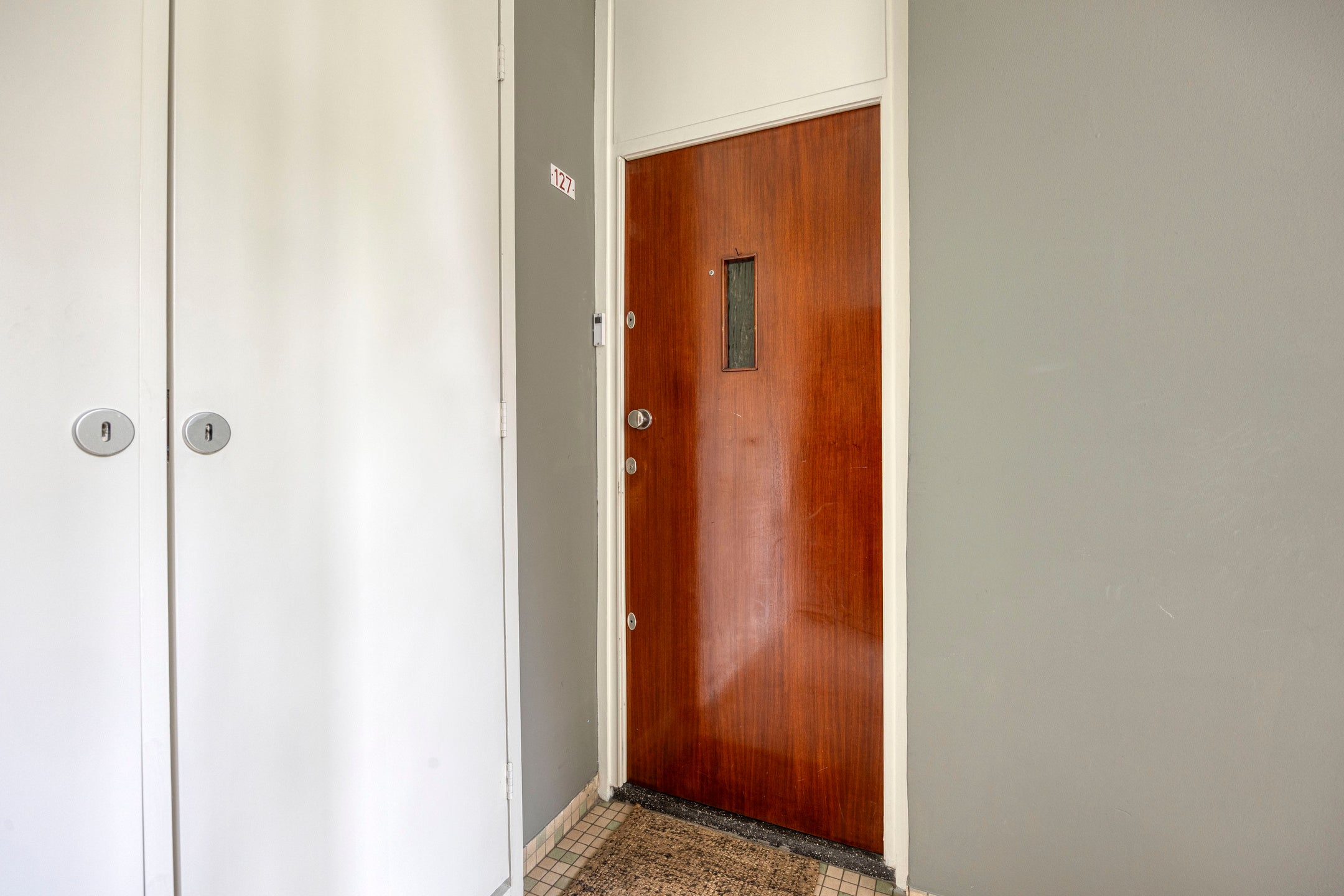 Appartement te koop: Van Anrooystraat 127, Ridderkerk