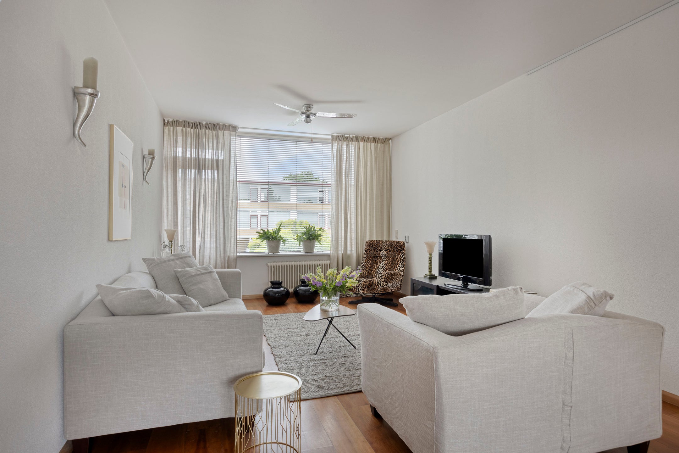 Appartement te koop: Van Anrooystraat 127, Ridderkerk