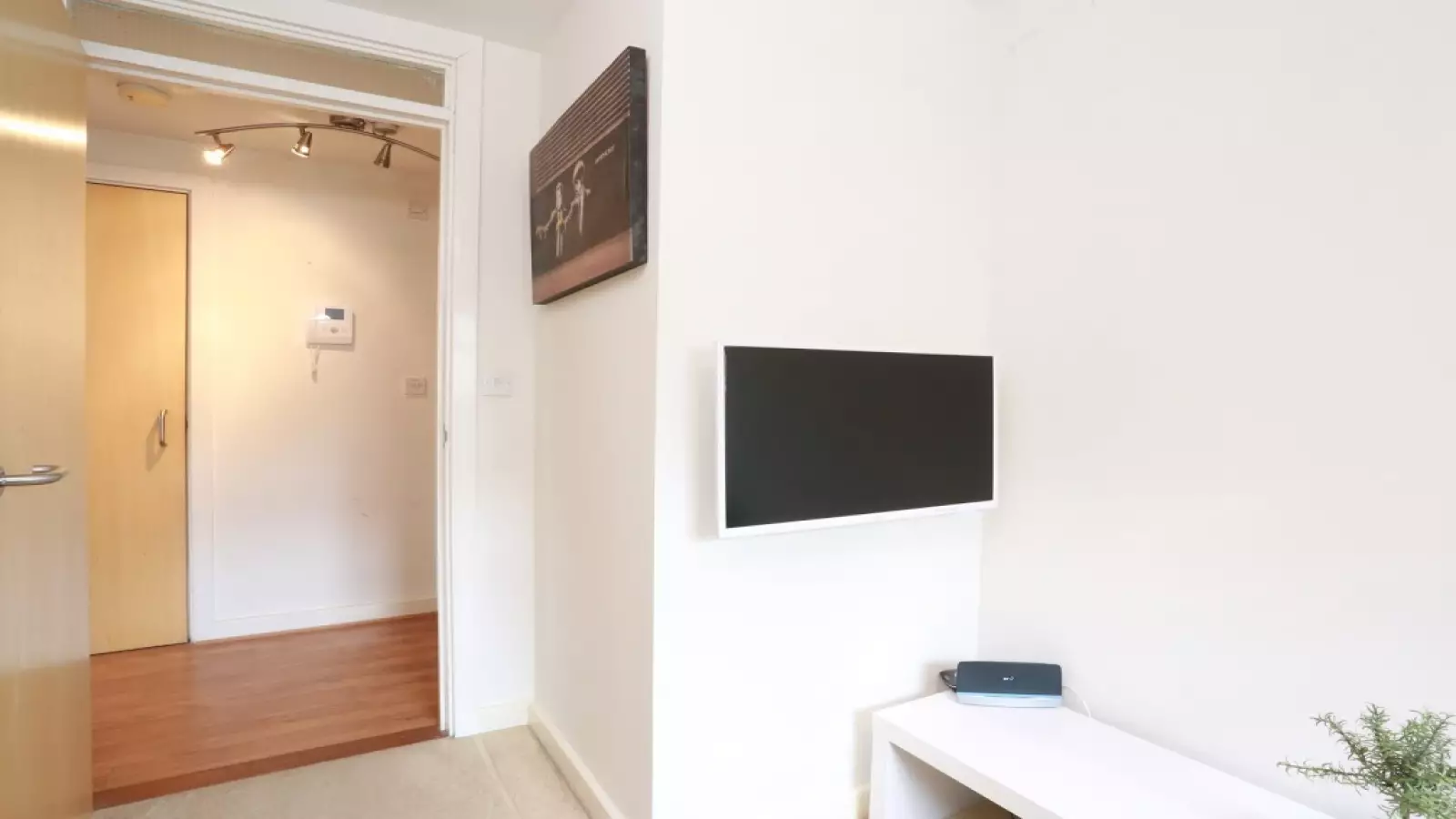 Flat Denmark Place in Greater London