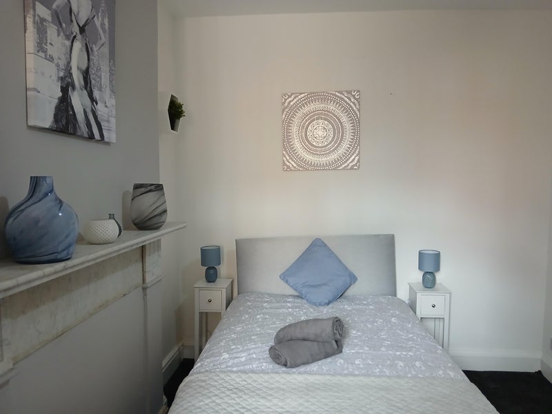 Room Kimberley Road in Leicester