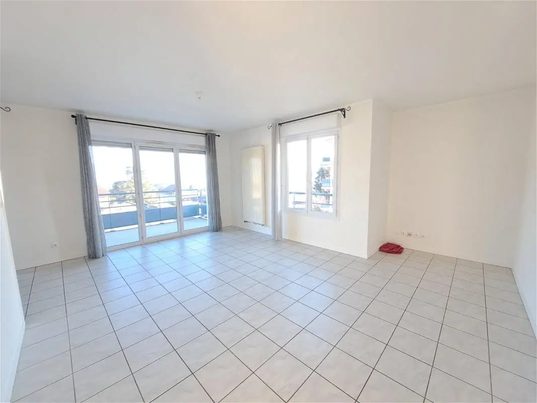 Appartement Avenue Jean Jaurès à Rives