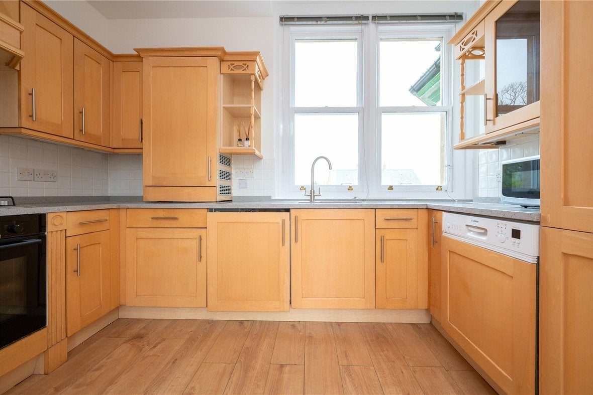 Flat Newmarket Court in St Albans
