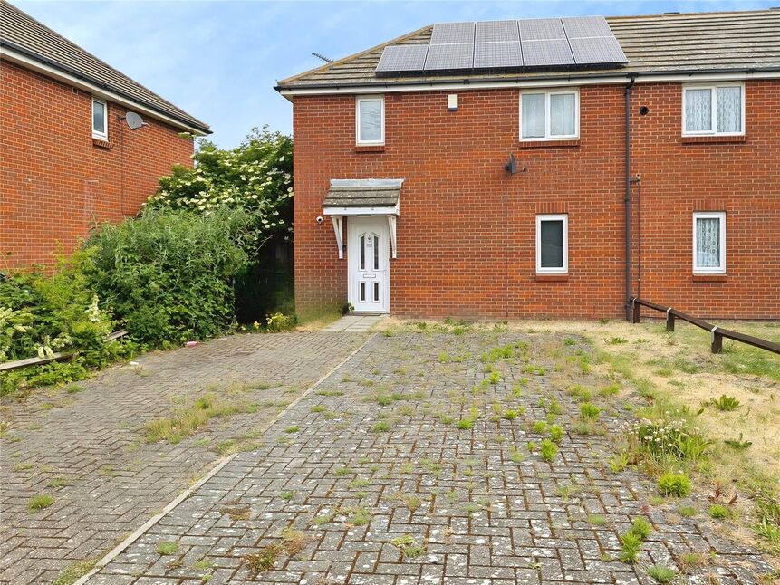 House Nore Close in Borough of Swale