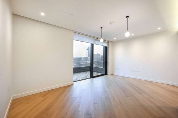 Flat Wood Lane in Greater London