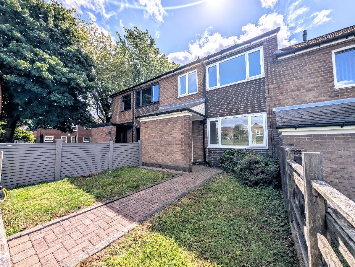 House Greengate Close in Rochdale