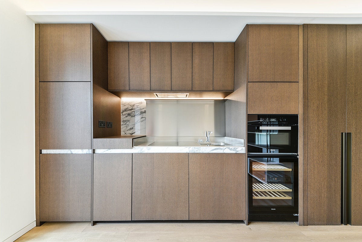 Flat Southbank in Greater London