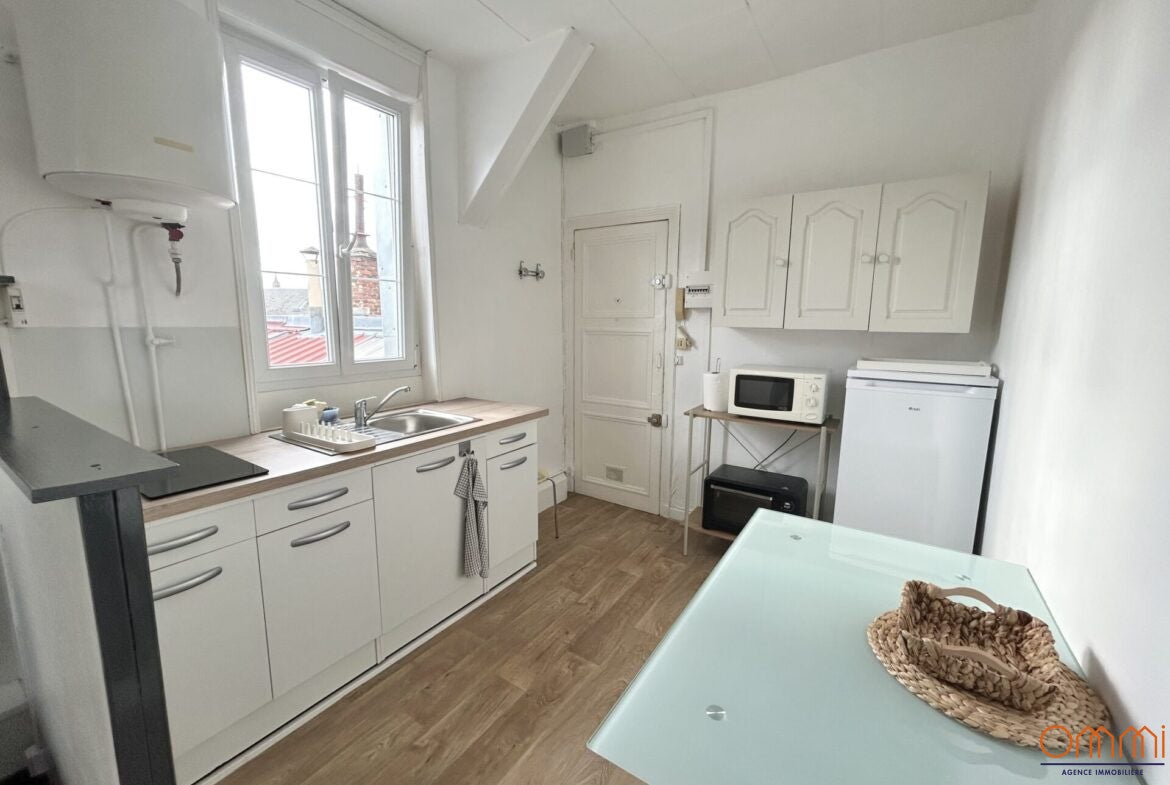 Flat Rue Jules Barni in Amiens