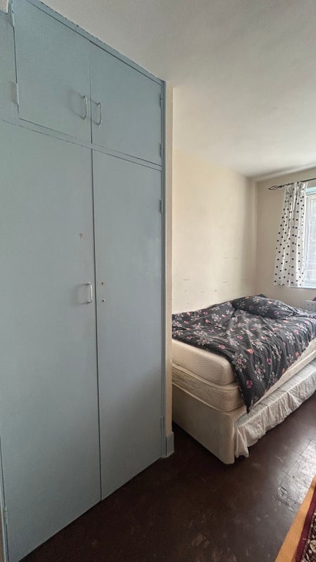 Room Aubyn Square in Greater London