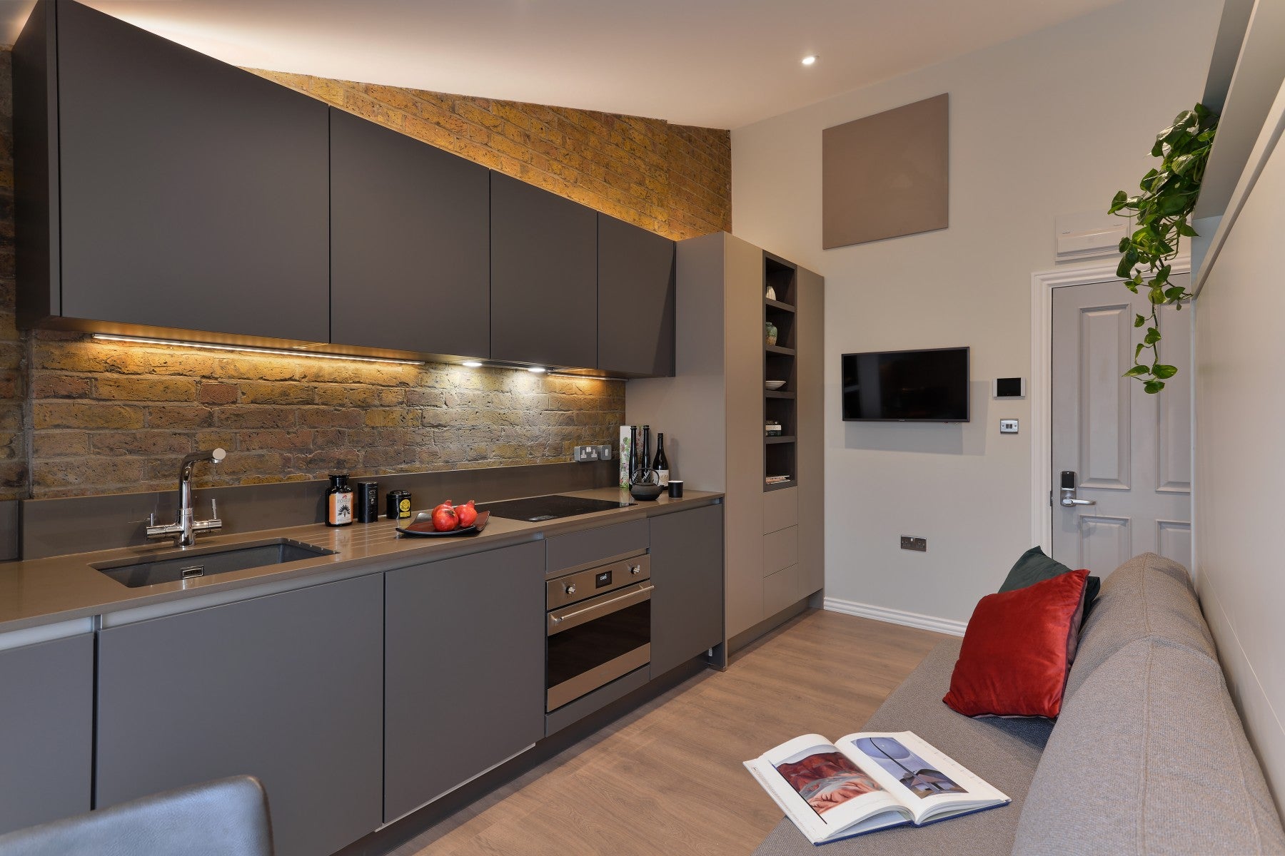 Flat Nottingham Place in London