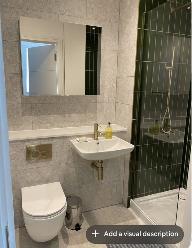Room Mare Street in Greater London